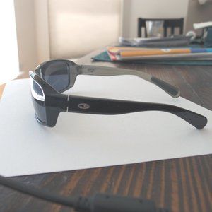 CHAMPION C9 POLARIZED WRAP SUNGLASSES..